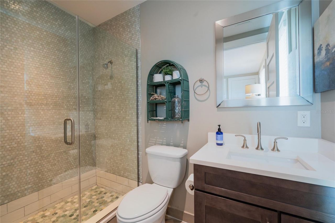 2201 Avenue C, Bradenton Beach, FL 34217 Photo