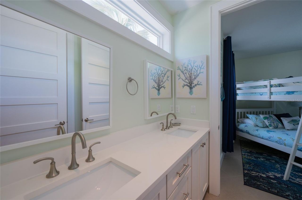 2201 Avenue C, Bradenton Beach, FL 34217 Photo