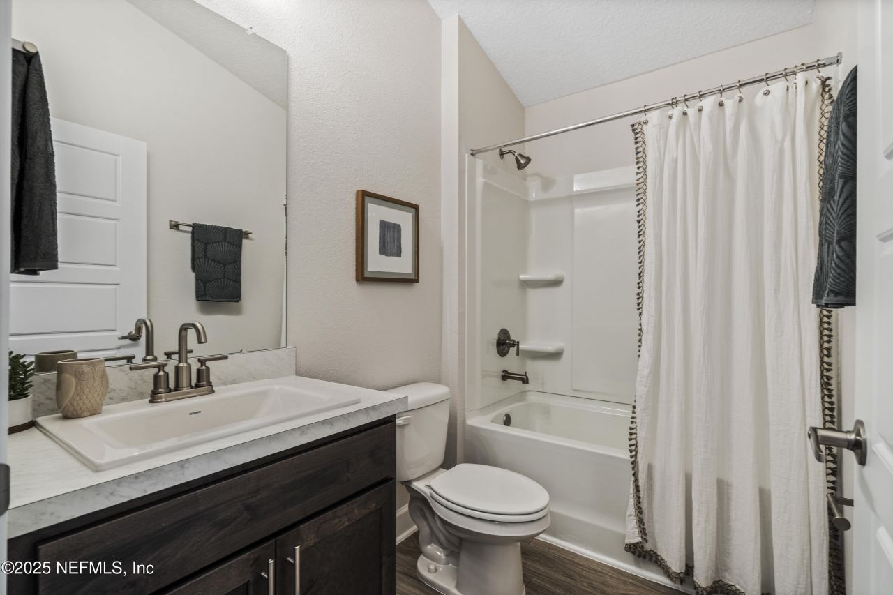 8223 Helmsley Boulevard, Jacksonville, FL 32219 Photo