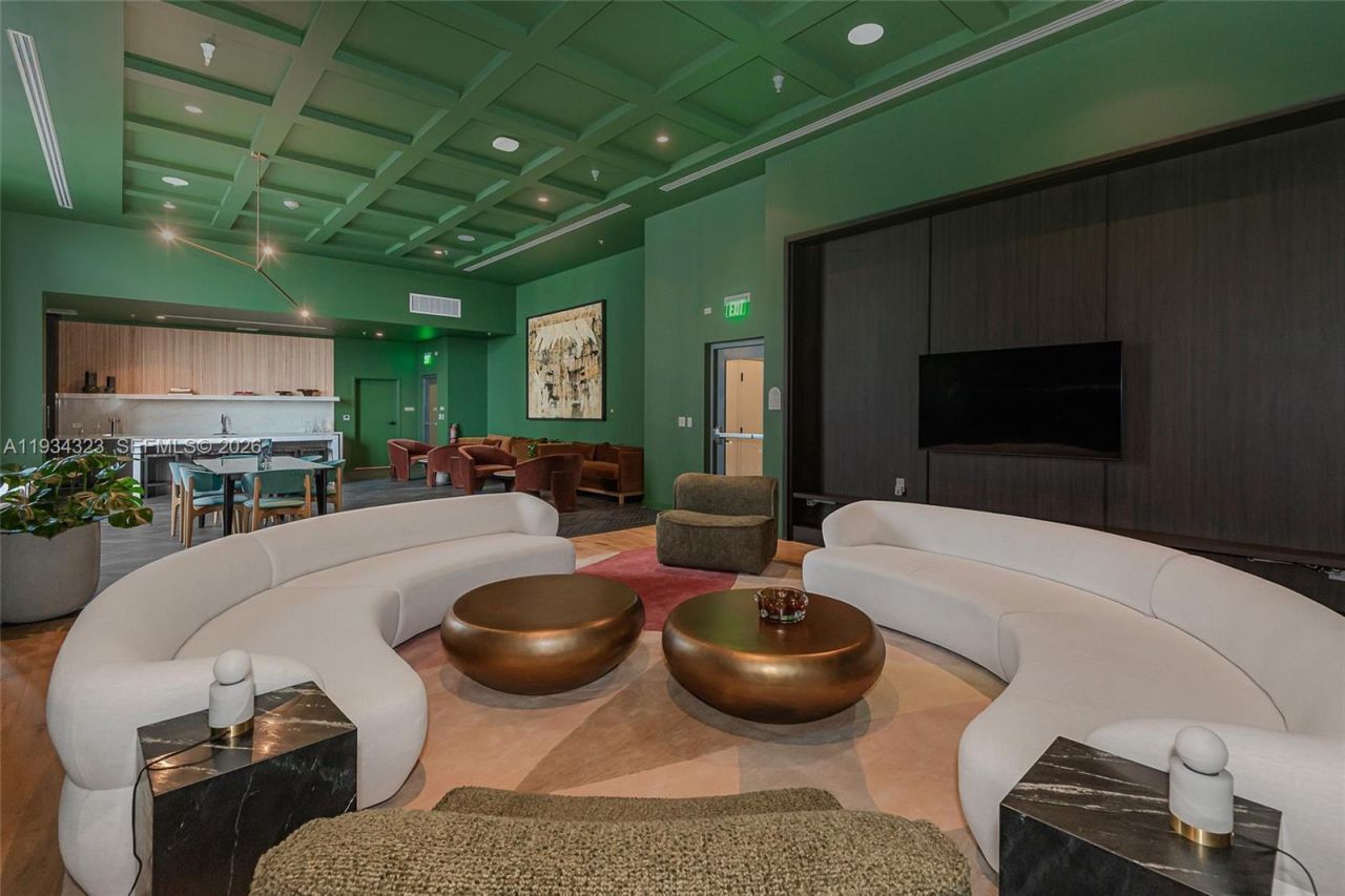 11 NE 6 St , Unit 1407, Miami, FL 33132 Photo