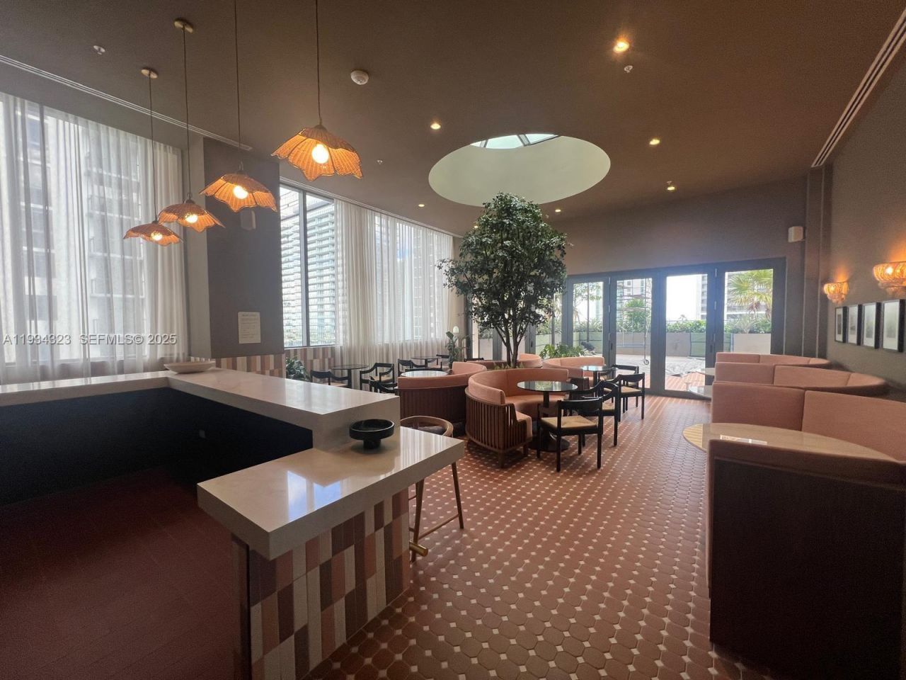 11 NE 6 St , Unit 1407, Miami, FL 33132 Photo