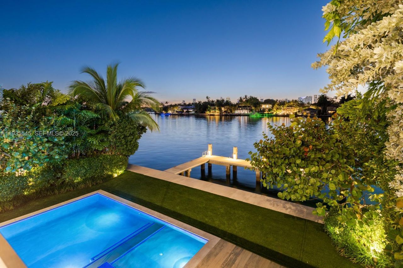 40 W Rivo Alto Dr , Miami Beach, FL 33139 Photo