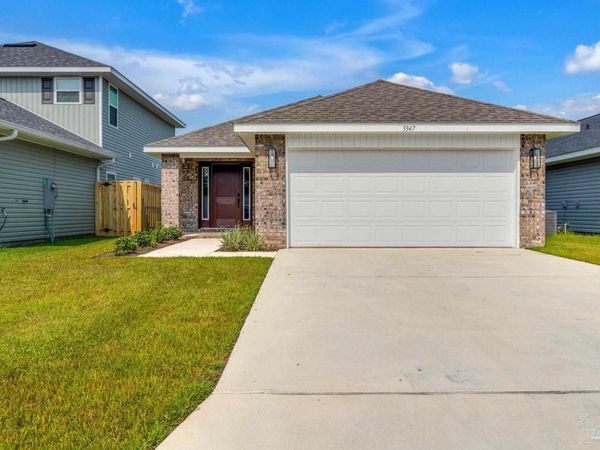 3347 Bliss Ln, Unit 7E, Cantonment, FL 32533