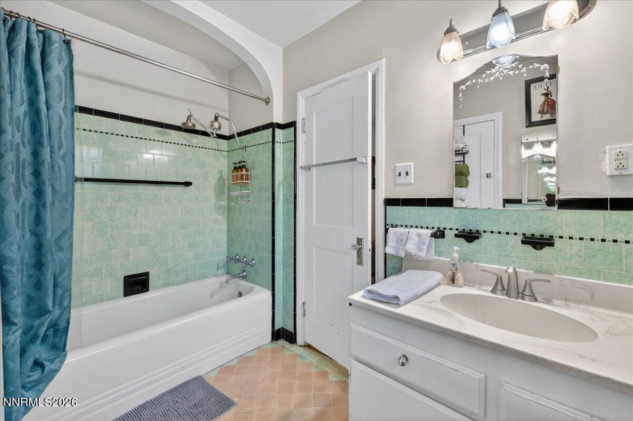 611 Nixon Avenue, Reno, NV 89509 Photo