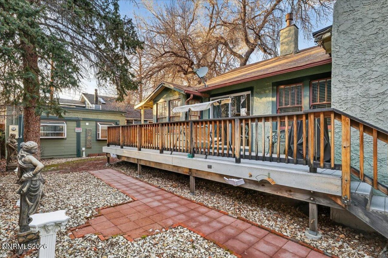 611 Nixon Avenue, Reno, NV 89509 Photo