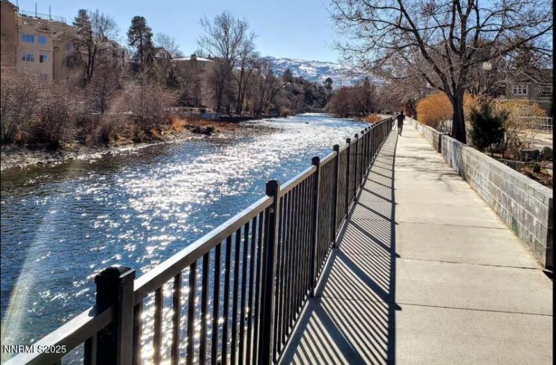 611 Nixon Avenue, Reno, NV 89509 Photo