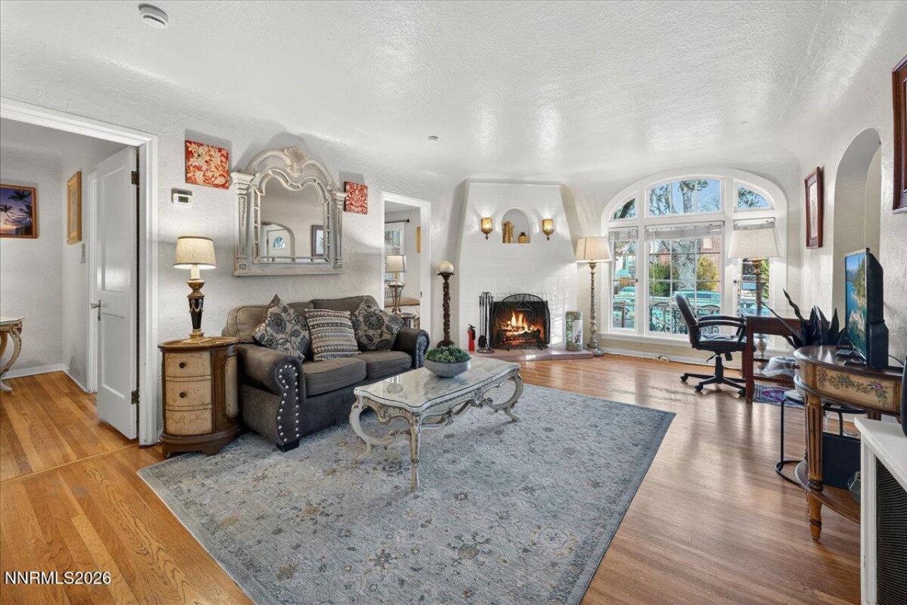 611 Nixon Avenue, Reno, NV 89509 Photo