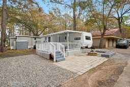 613-450 5th Ave. S photo 4