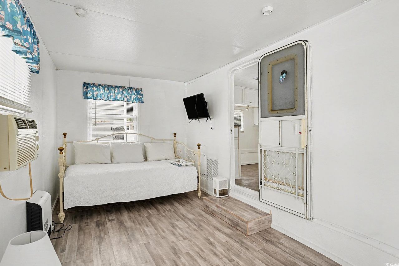 613-450 5th Ave. S Photo 20