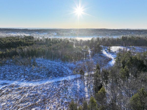 30 Porter Drive , Oakland, ME 04963