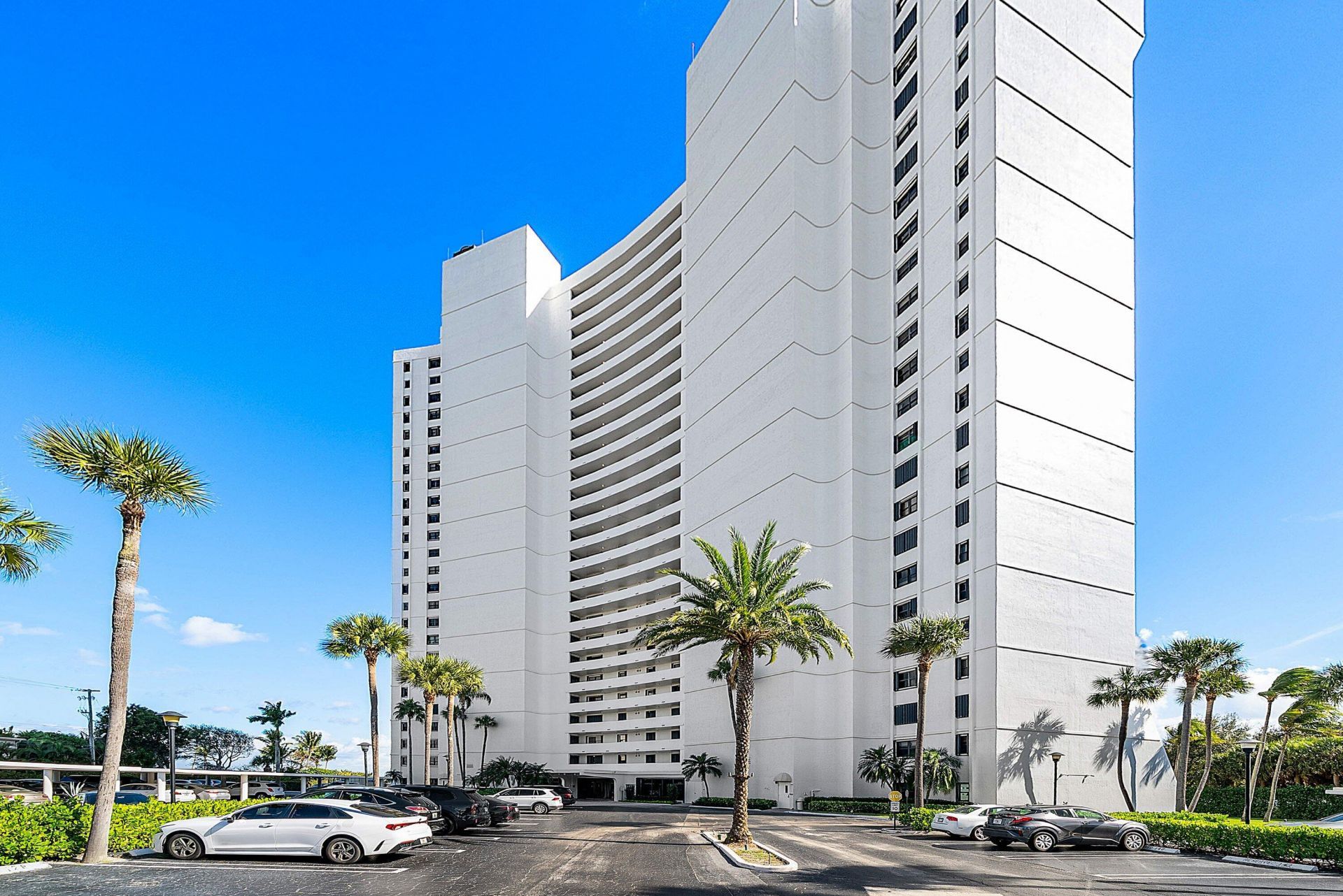 5200 N Flagler Drive, Unit 603, West Palm Beach, FL 33407 Photo