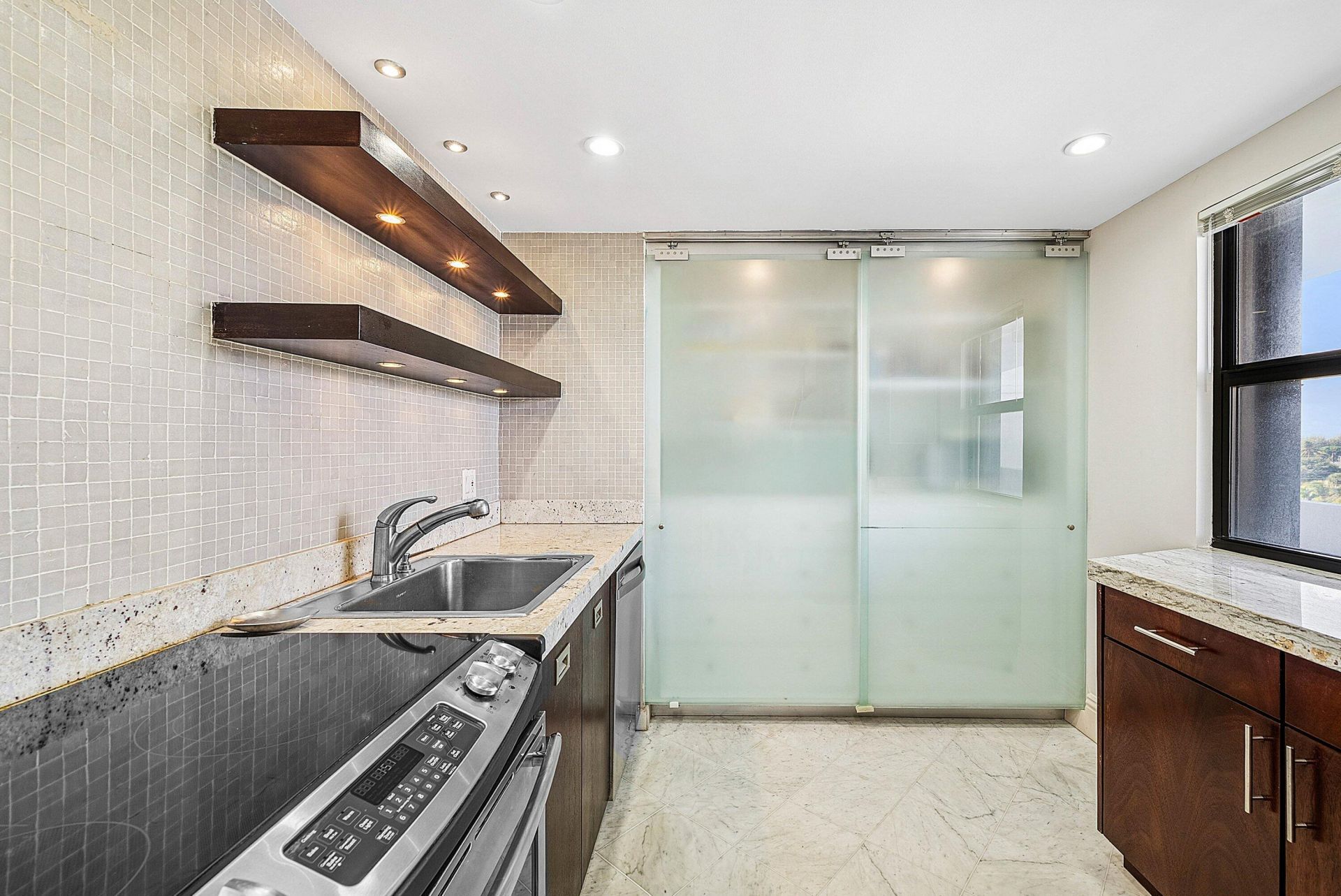 5200 N Flagler Drive, Unit 603, West Palm Beach, FL 33407 Photo