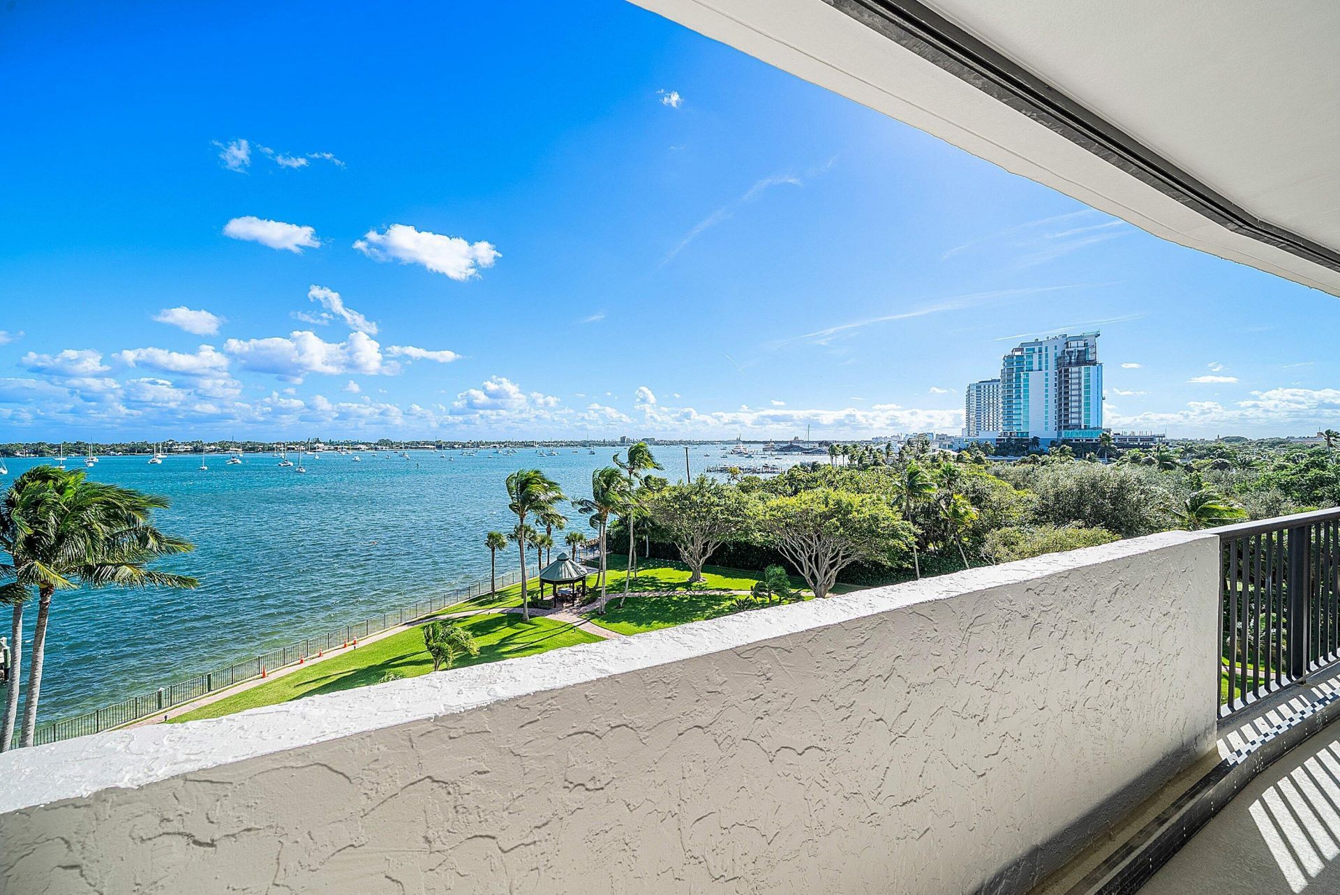 5200 N Flagler Drive, Unit 603, West Palm Beach, FL 33407 Photo