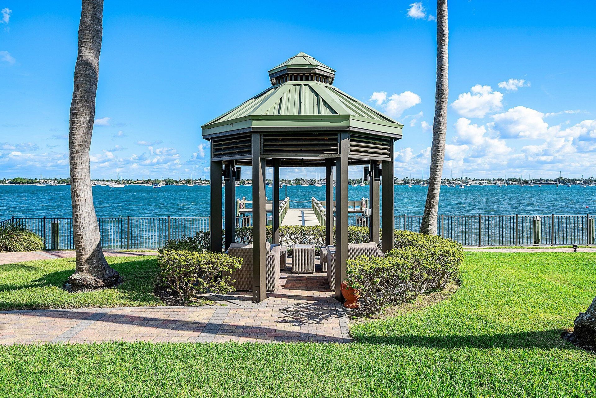 5200 N Flagler Drive, Unit 603, West Palm Beach, FL 33407 Photo