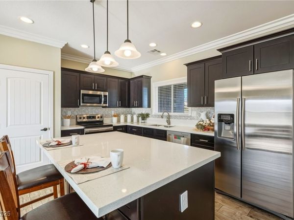 6981 Queenswood Court, Pahrump, NV 89061