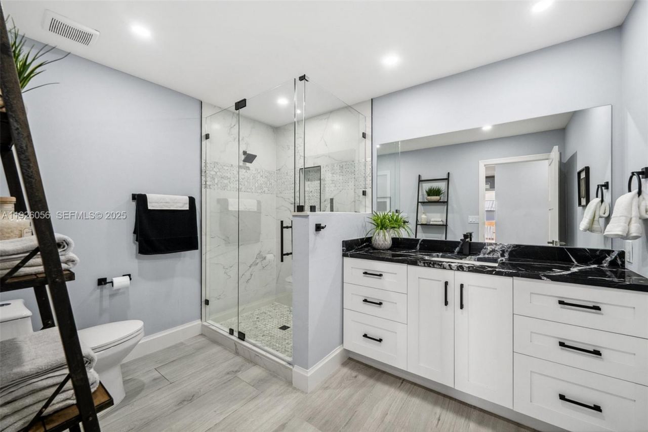 4837 Tarpon Avenue, Bonita Springs, FL 34134 Photo