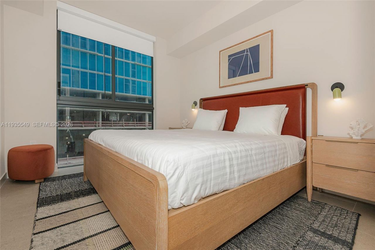 11 NE 6 St , Unit 1407, Miami, FL 33132 Photo