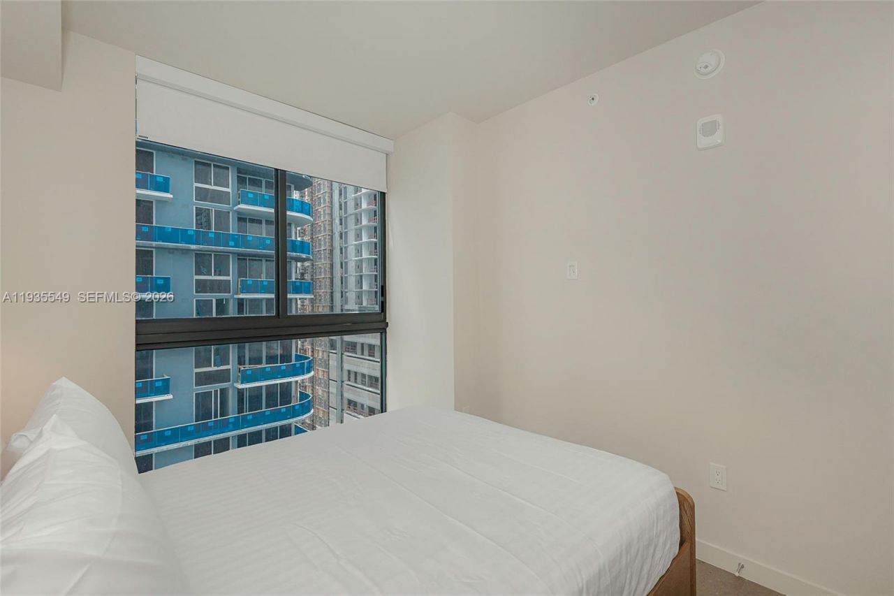 11 NE 6 St , Unit 1407, Miami, FL 33132 Photo
