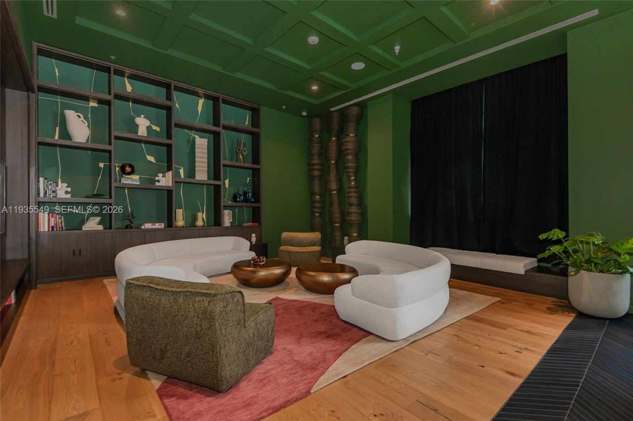 11 NE 6 St , Unit 1407, Miami, FL 33132 Photo