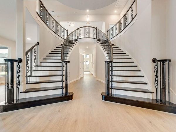 2704 Hartman Circle, Mansfield, TX 76063