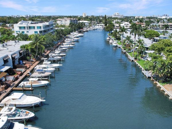 424 Hendricks Isle, Unit 6, Fort Lauderdale, FL 33301