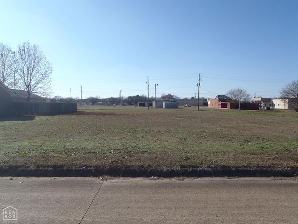 201 Olivia, Newport, AR 72112