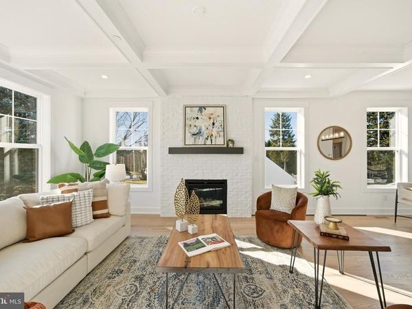 204 3RD AVENUE, NEWTOWN SQUARE, PA 19073