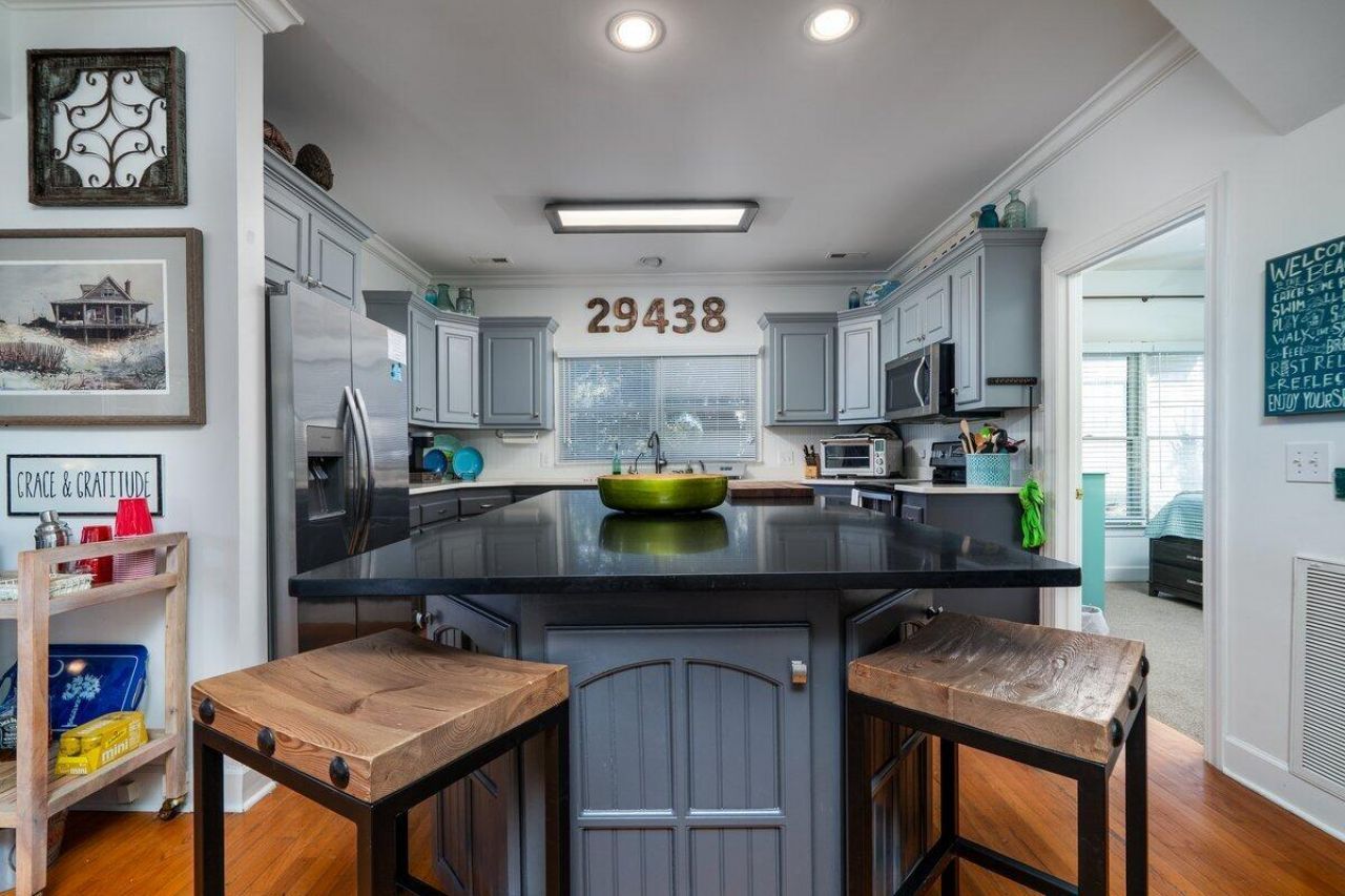 3521 Myrtle Street Photo 12