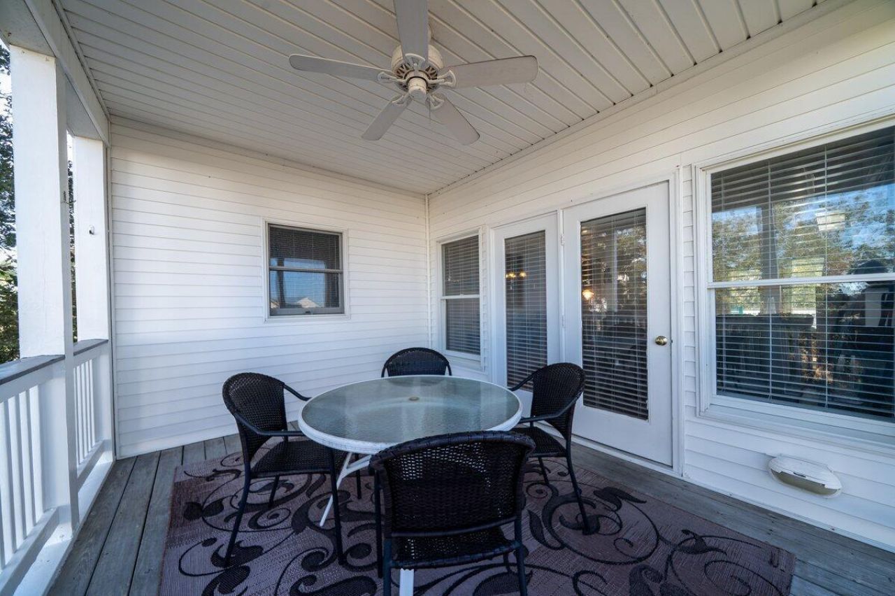 3521 Myrtle Street Photo 15