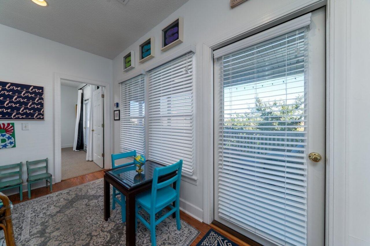 3521 Myrtle Street Photo 26