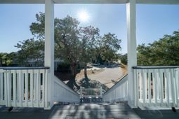 3521 Myrtle Street photo 4