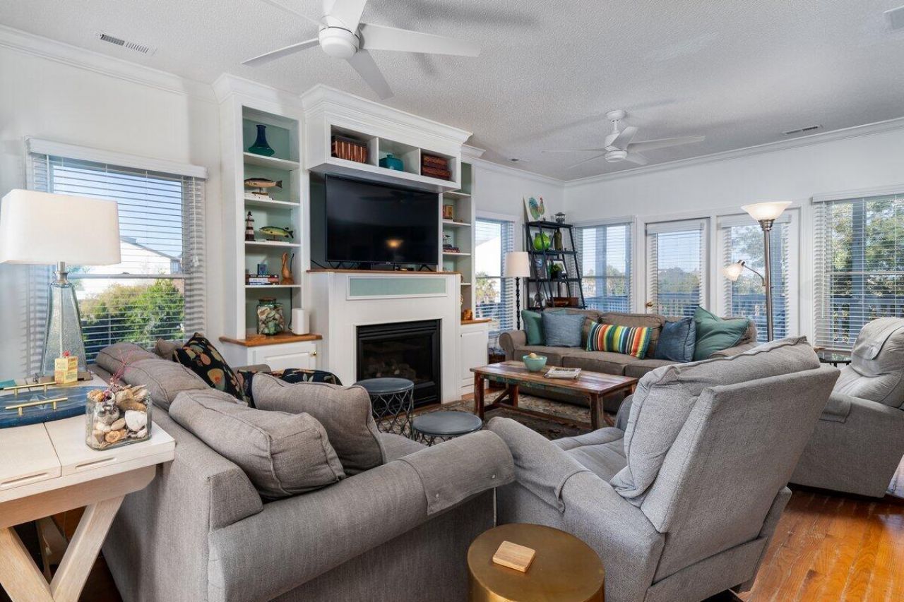 3521 Myrtle Street Photo 7