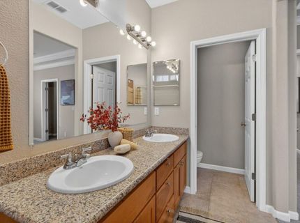 7868 Monaldo Walk, Sacramento, CA 95823 Photo