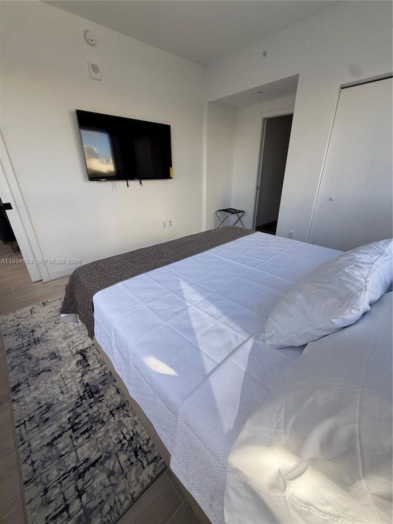 225 N Miami Ave, Unit 501, Miami, FL 33128 Photo