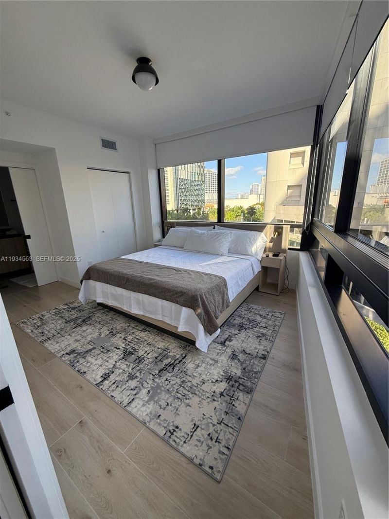 225 N Miami Ave, Unit 501, Miami, FL 33128 Photo