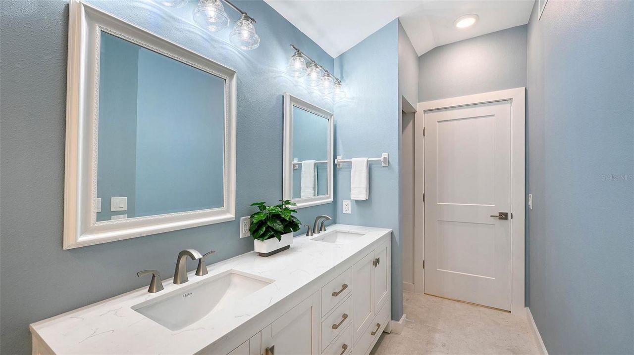 7221 Plovers Way, Sarasota, FL 34242 Photo