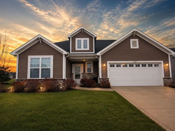 2901 Hillard Street, Valparaiso, IN 46383