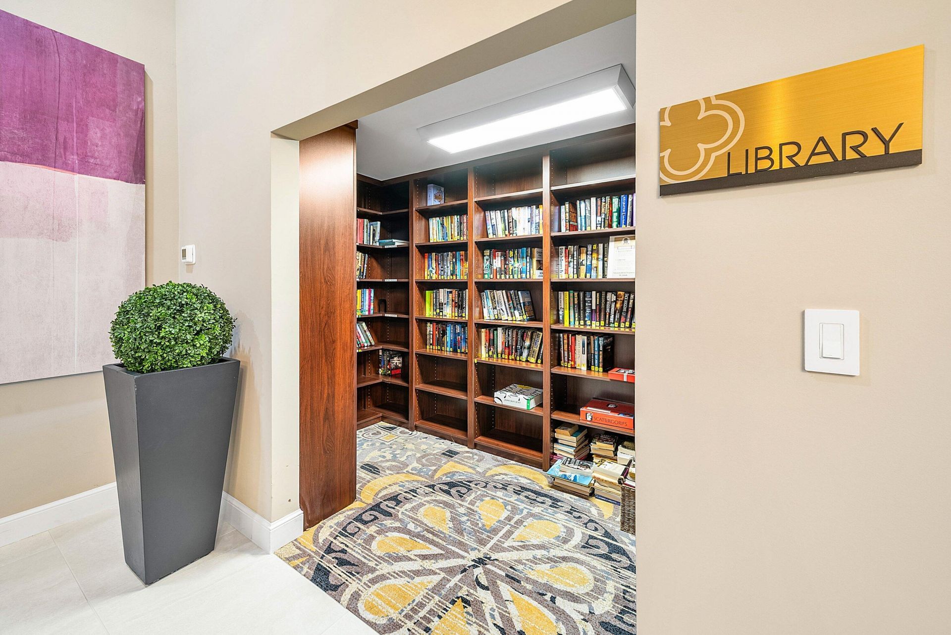 100 SE 5th Avenue, Unit 210, Boca Raton, FL 33432 Photo