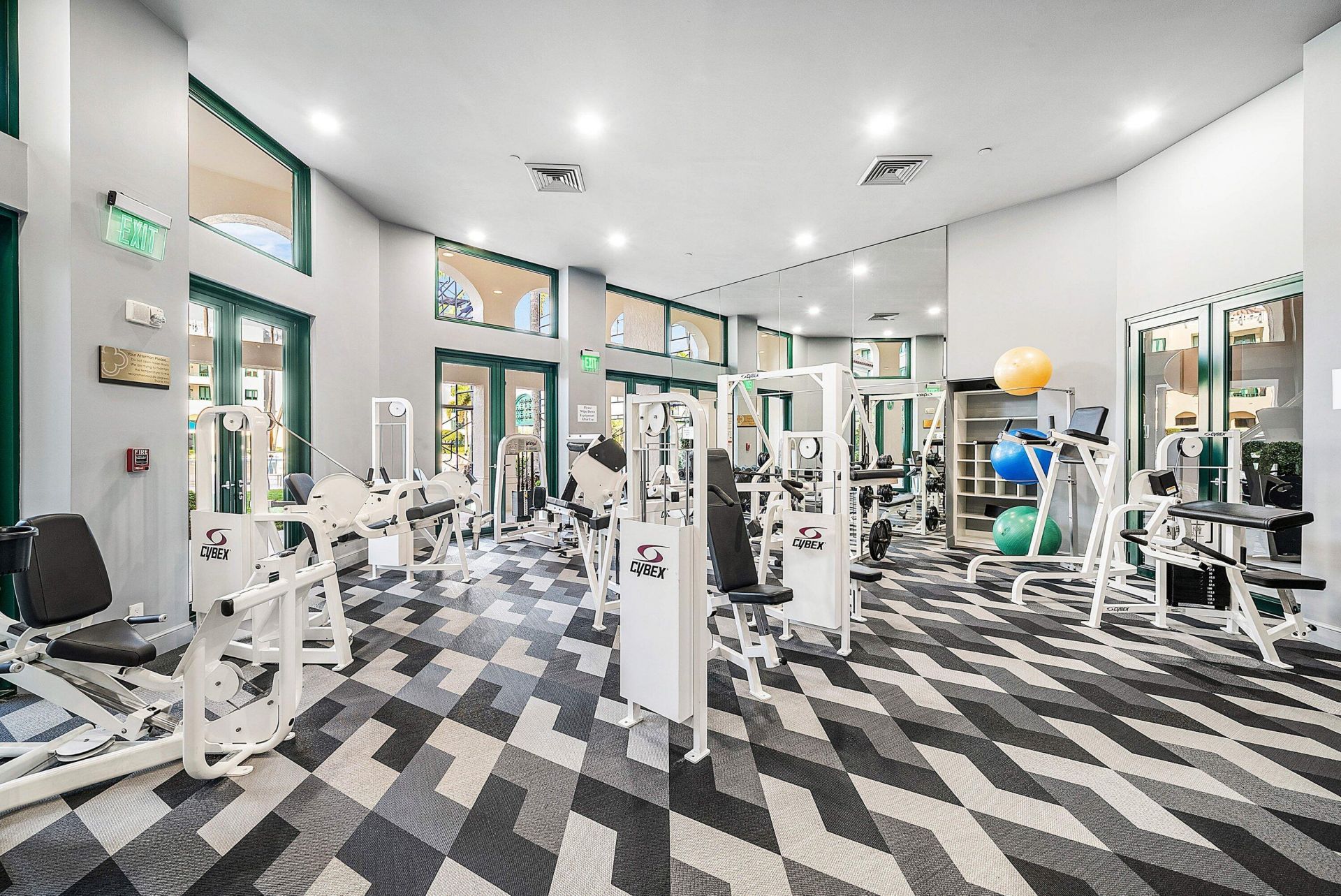 100 SE 5th Avenue, Unit 210, Boca Raton, FL 33432 Photo