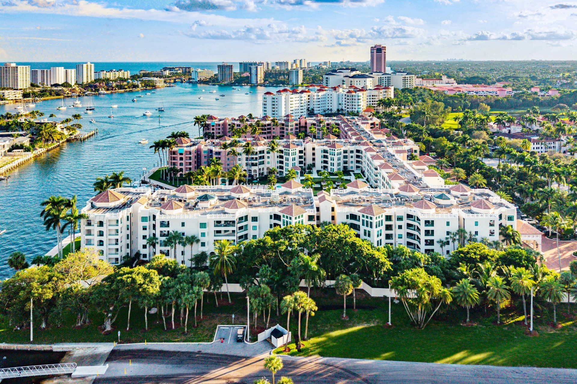 100 SE 5th Avenue, Unit 210, Boca Raton, FL 33432 Photo