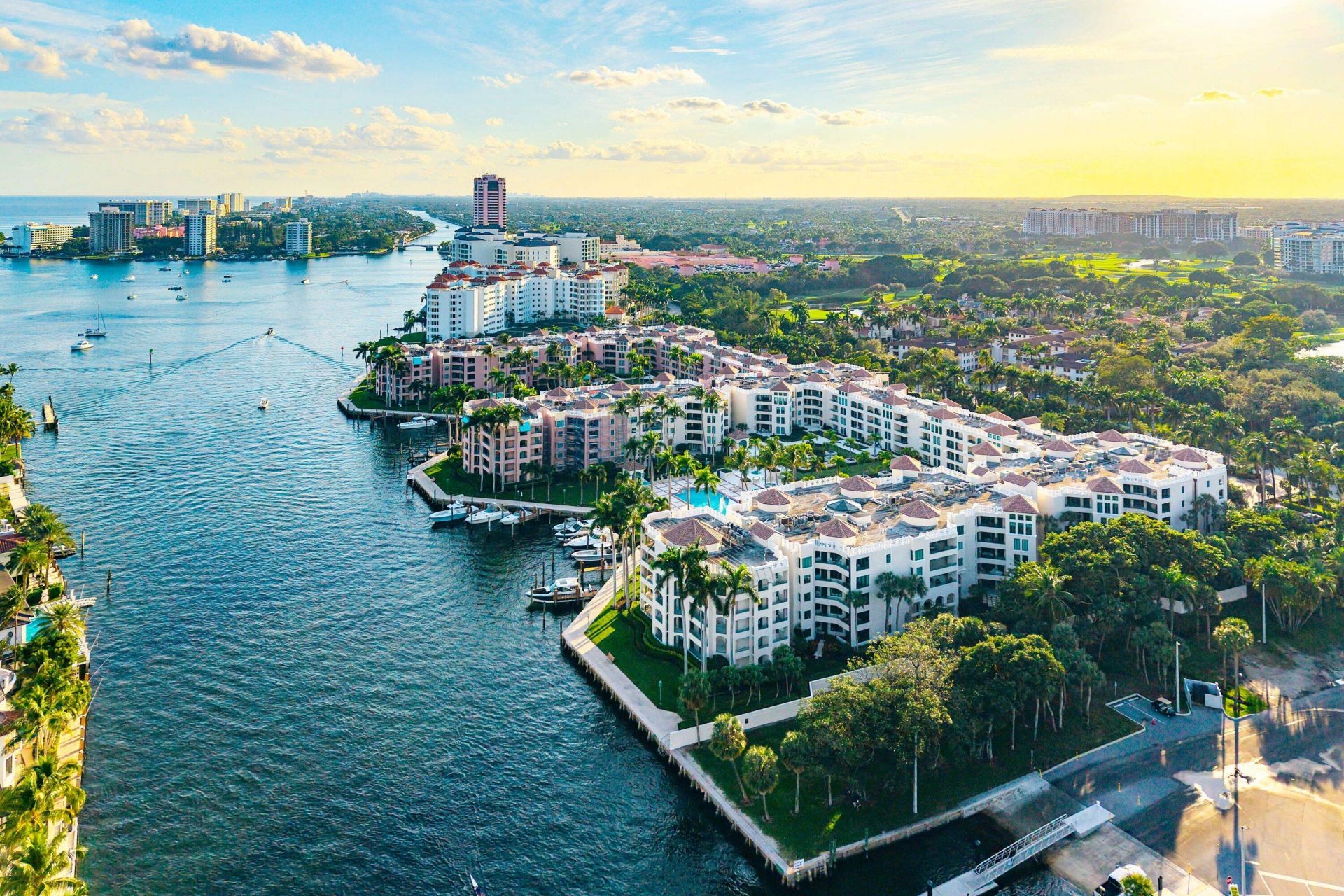 100 SE 5th Avenue, Unit 210, Boca Raton, FL 33432 Photo