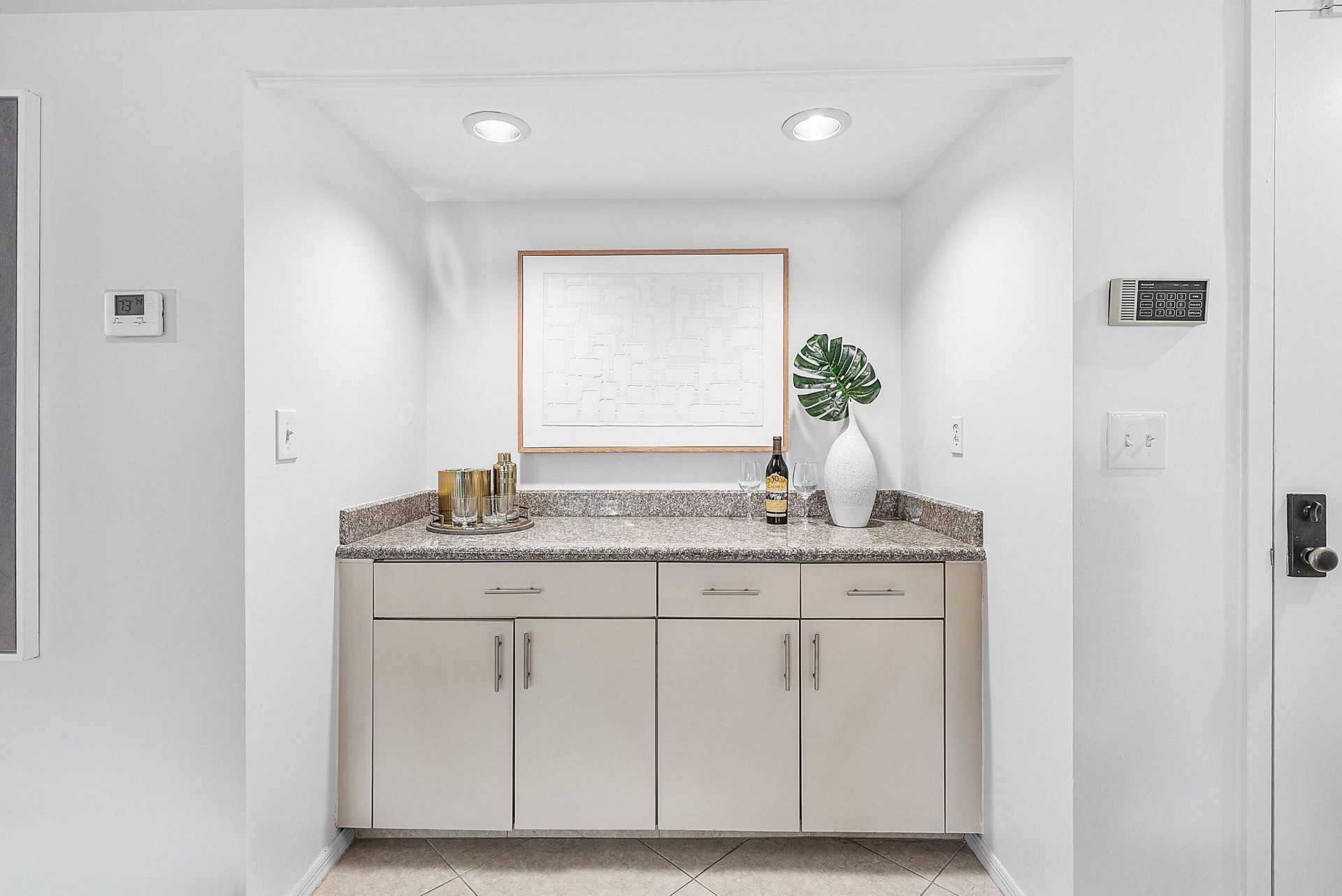 100 SE 5th Avenue, Unit 210, Boca Raton, FL 33432 Photo