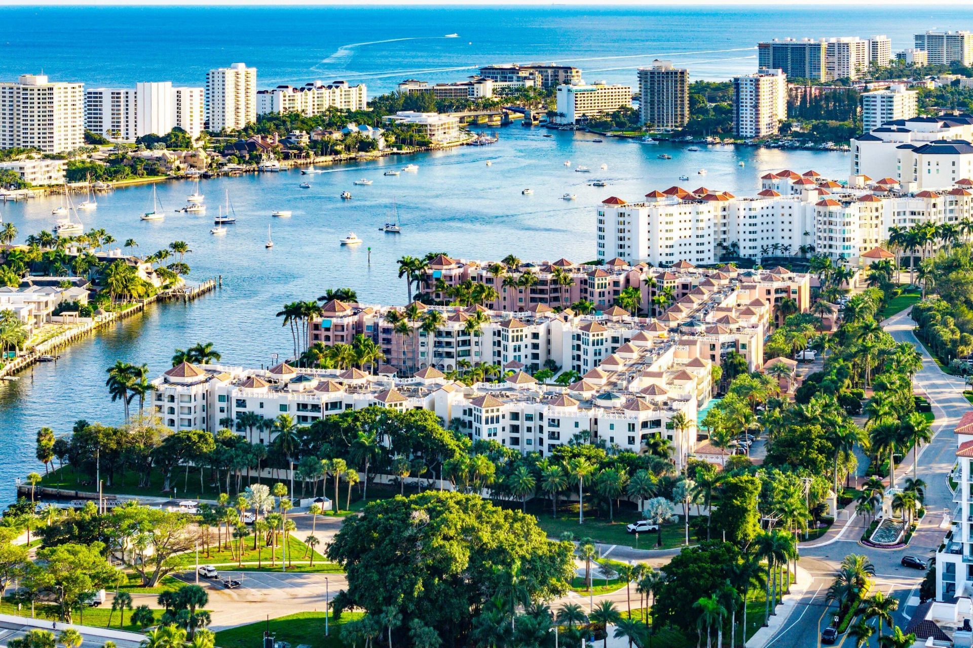 100 SE 5th Avenue, Unit 210, Boca Raton, FL 33432 Photo