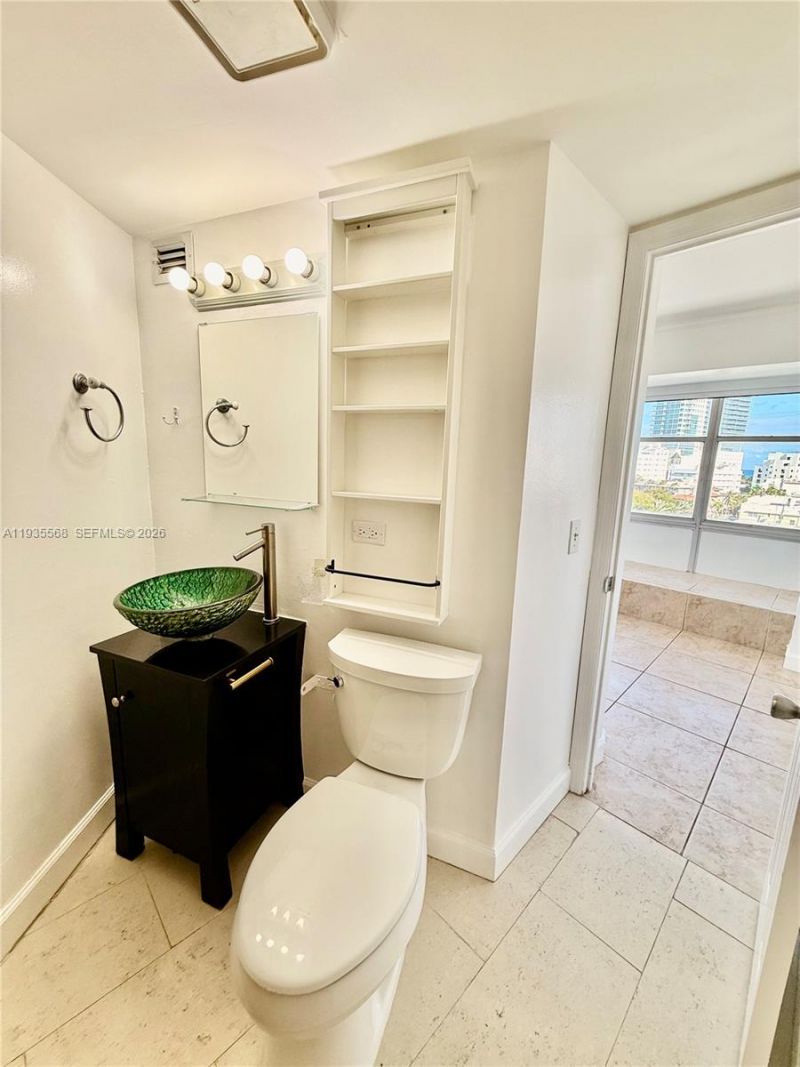 1881 Washington Ave, Unit 8D, Miami Beach, FL 33139 Photo