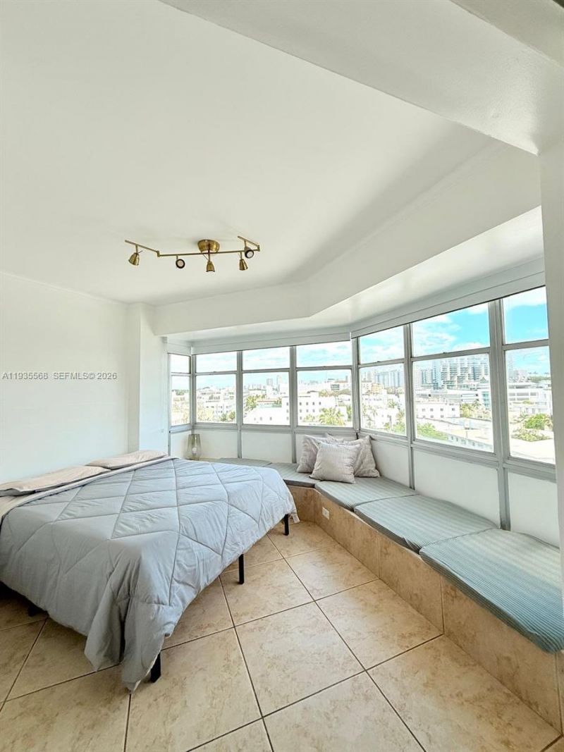 1881 Washington Ave, Unit 8D, Miami Beach, FL 33139 Photo