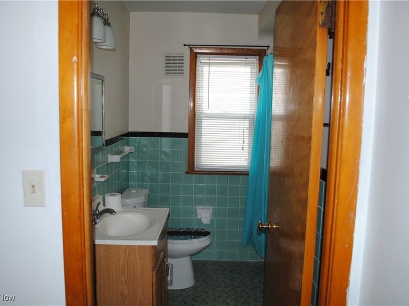 24850 Zeman Avenue, Euclid, OH 44123 Photo 10