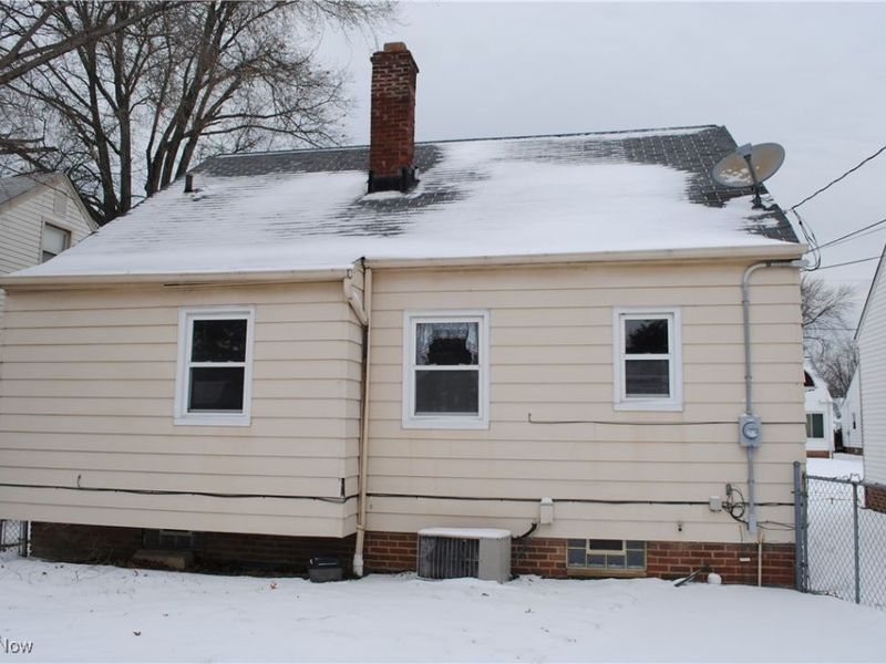 24850 Zeman Avenue, Euclid, OH 44123 Photo 3