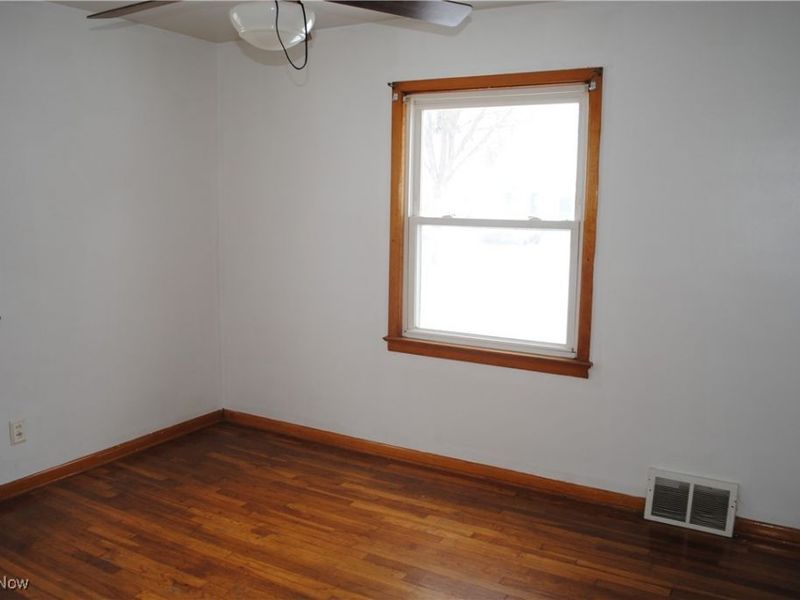 24850 Zeman Avenue, Euclid, OH 44123 Photo 7