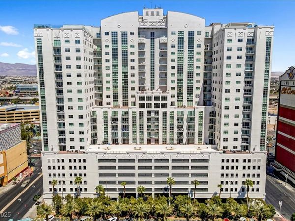 150 Las Vegas Boulevard, Unit 818, Las Vegas, NV 89101