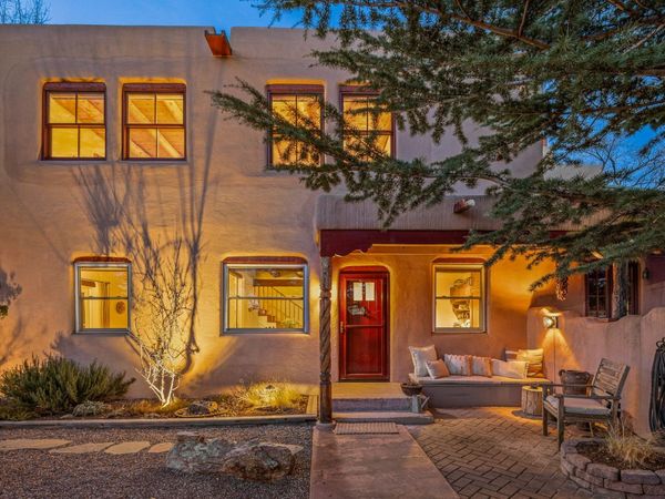 225 E Houghton Street, Santa Fe, NM 87505